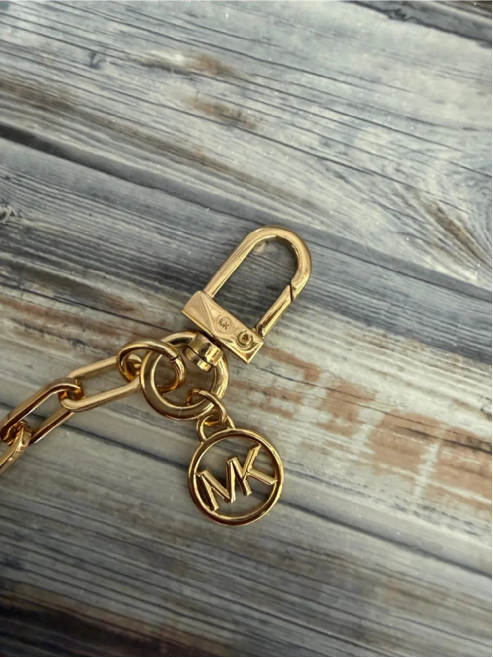 Michael Kors jet set AirPod earbud travel case
